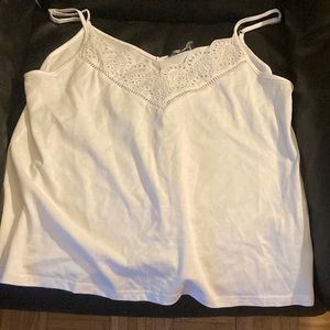 Gigio white spaghetti strap women’s top medium cotton